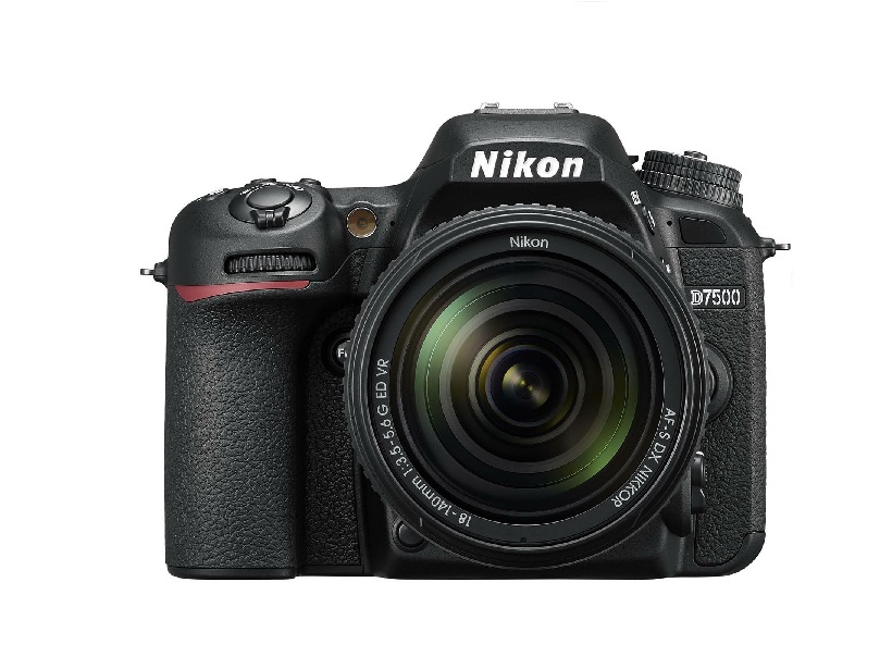 Nikon fotoaparat D7500 KIT 18-140VR