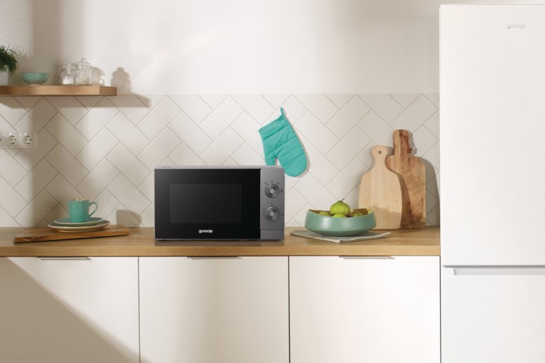 Gorenje mikrovalna pe&aelig;nica MO20E1T4