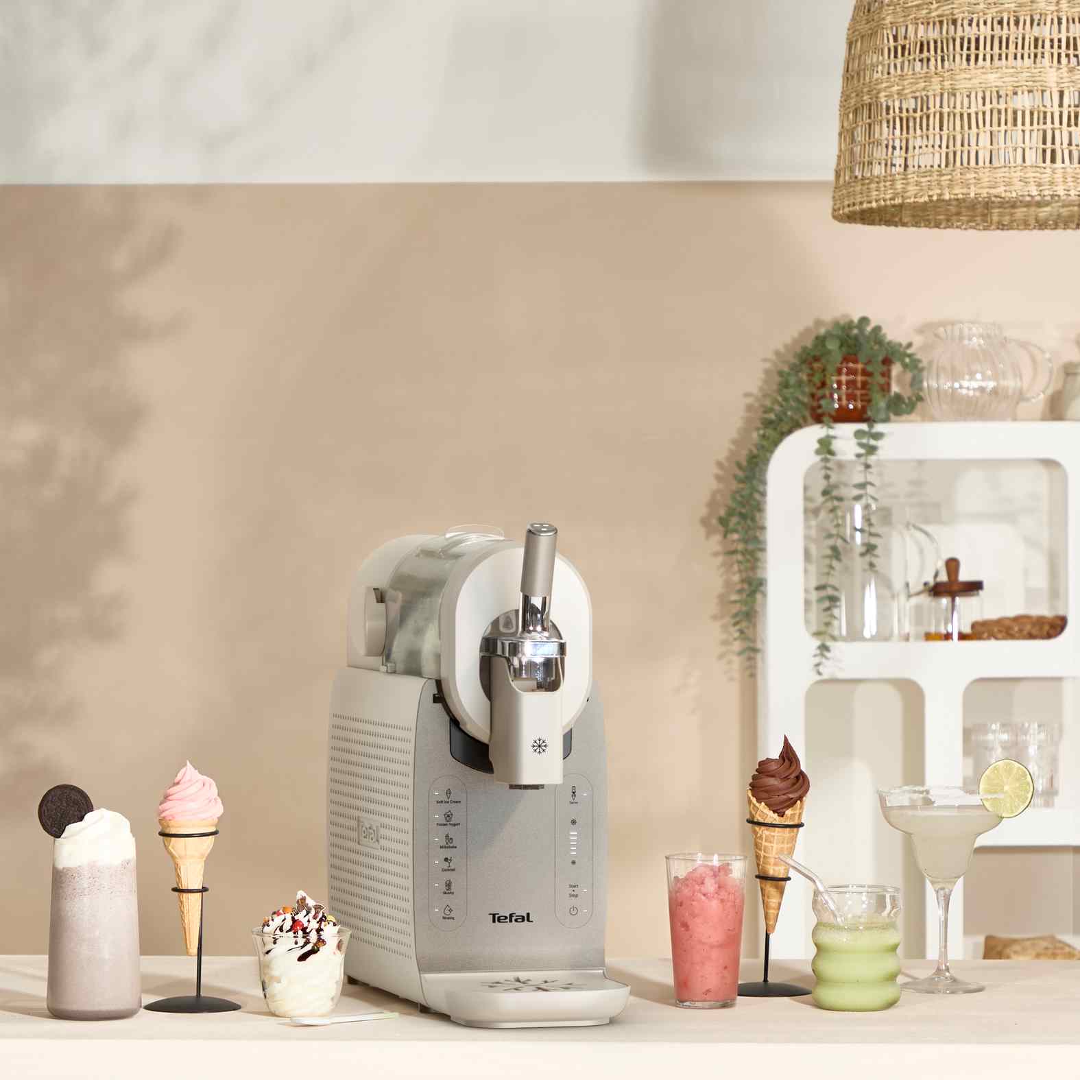 IG803AE0 TEFAL APARAT ZA SLADOLED FREZZI INSTANT 16U1