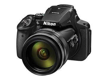 Nikon kompaktni fotoaparat Coolpix P900 crni