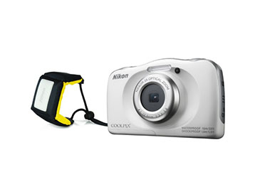 Nikon kompaktni fotoaparat Dig W100 F.A. bijeli