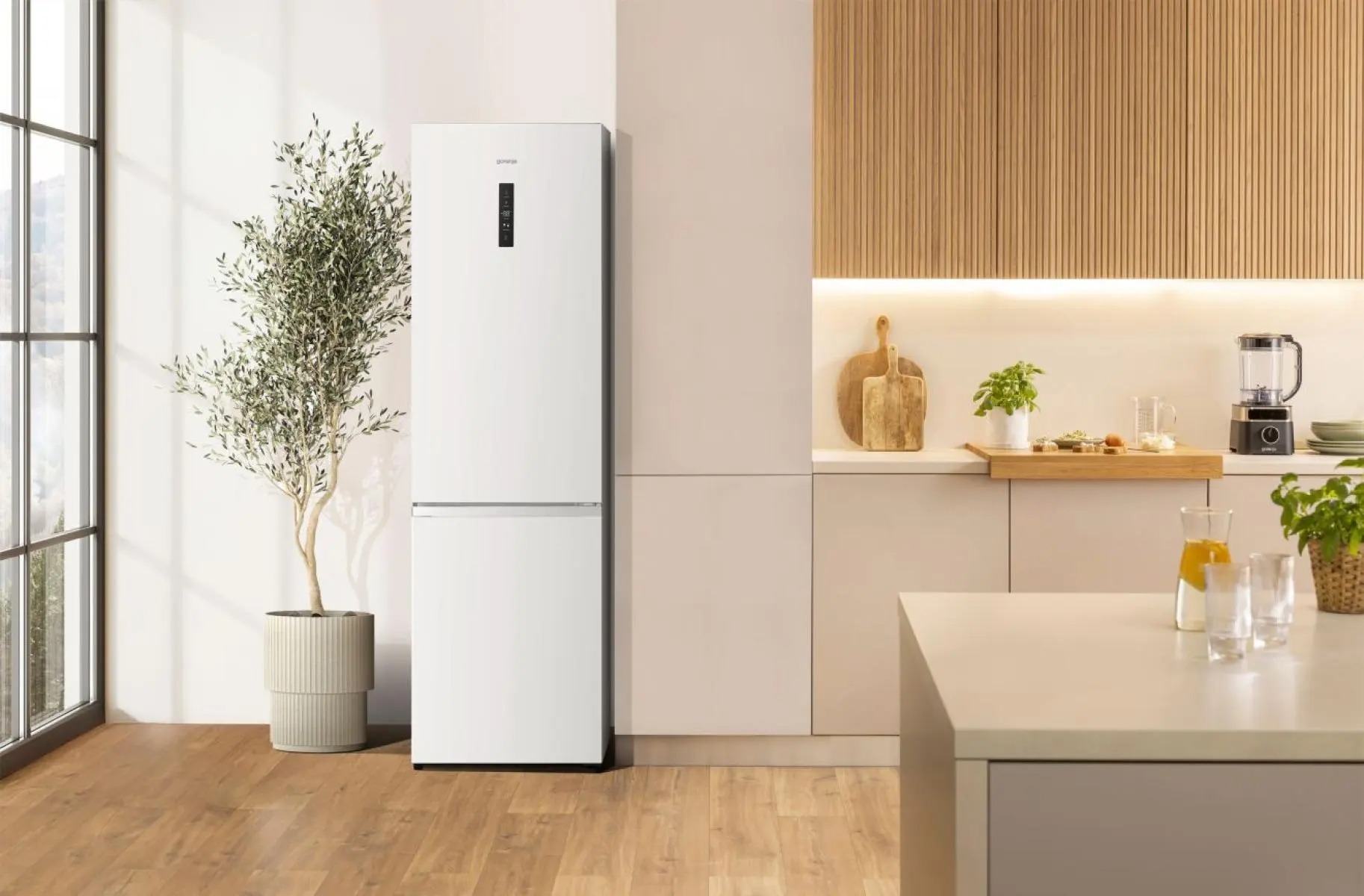 NRK620EAW4 KOMBINOVANI FRIZIDER GORENJE